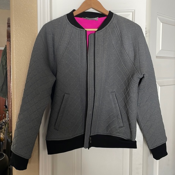 Athleta Jackets & Blazers - Athlete quilted bomber
